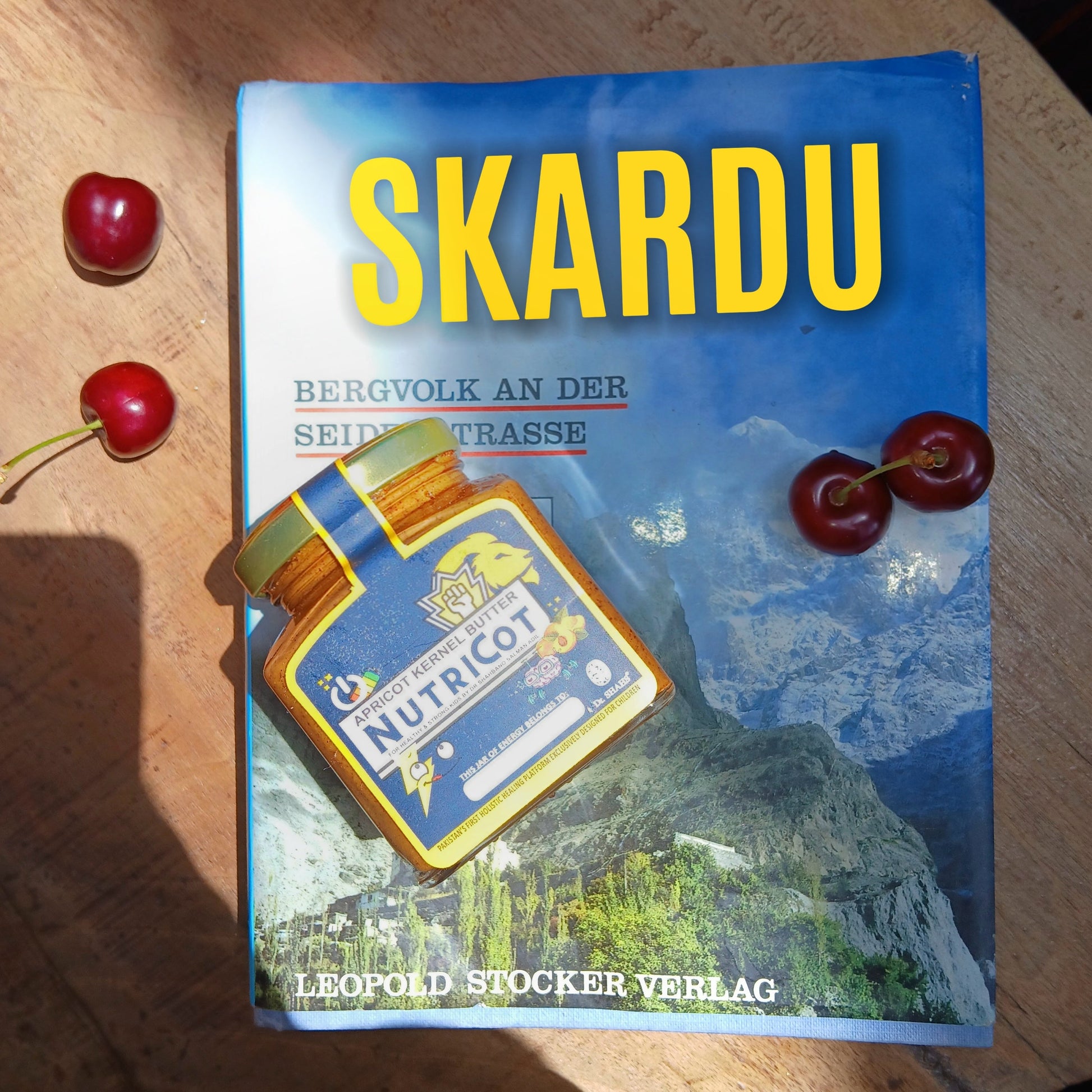 Nutricot Raw – Pure Apricot Kernel Butter 