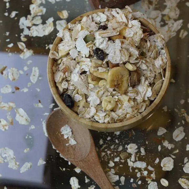 Healthy Breakfast | Oats With Nuts | Pure & Nourishing 